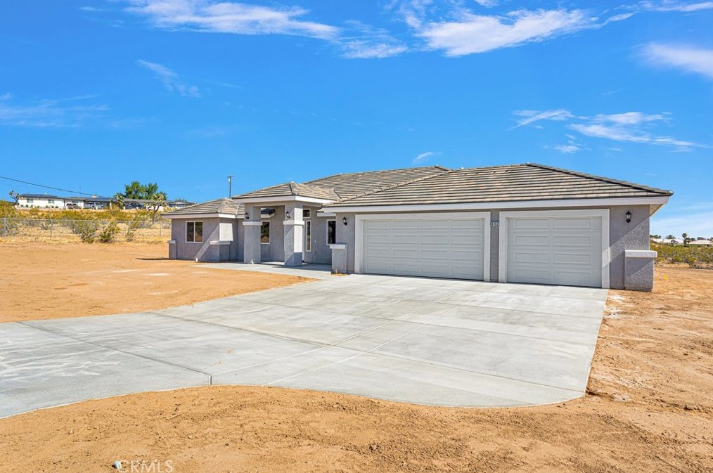 18702 Atlantic St, Hesperia, CA 92345-5508