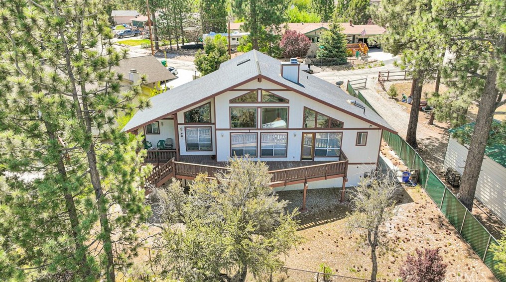 196 Turlock Dr, Big Bear City, CA 92314-8809