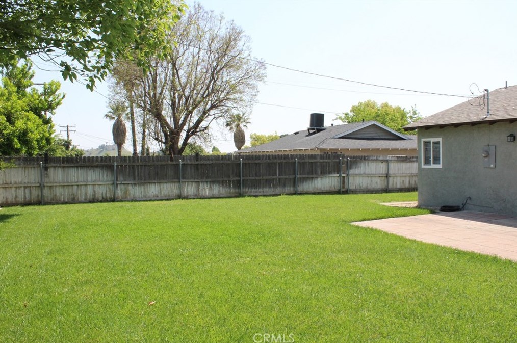 5095 Stoddard Ave, San Bernardino CA  92407-3136 exterior