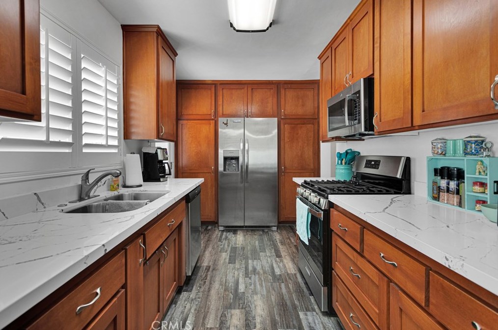 15382 Apple Vly Rd, Apple Valley CA 92307-4563 exterior