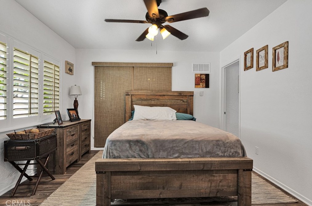 15382 Apple Vly Rd, Apple Valley CA 92307-4563 exterior