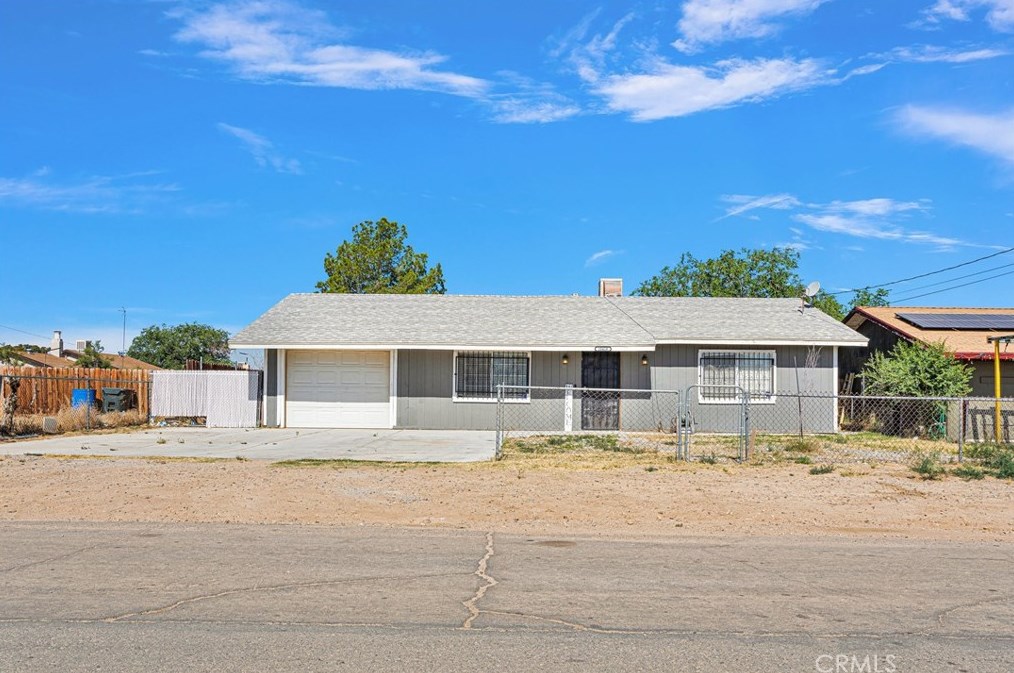 18418 Pearmain St, El Mirage, CA 92301