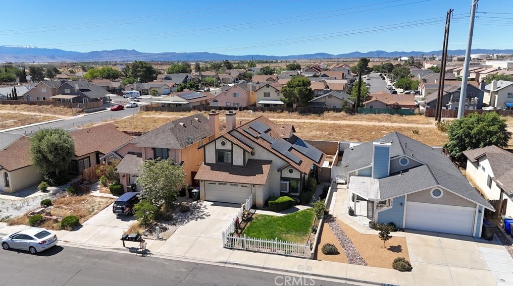 13725 Gemini St, Victorville, CA 92392-9078