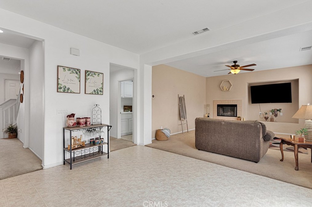 12932 Susanville St, Hesperia CA  92344-5532 exterior