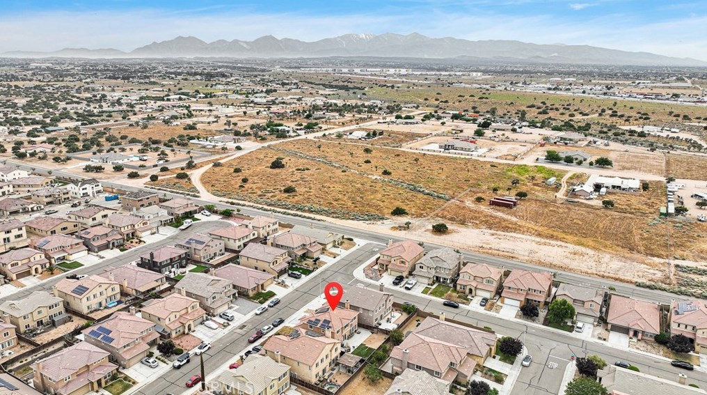 12932 Susanville St, Hesperia CA  92344-5532 exterior