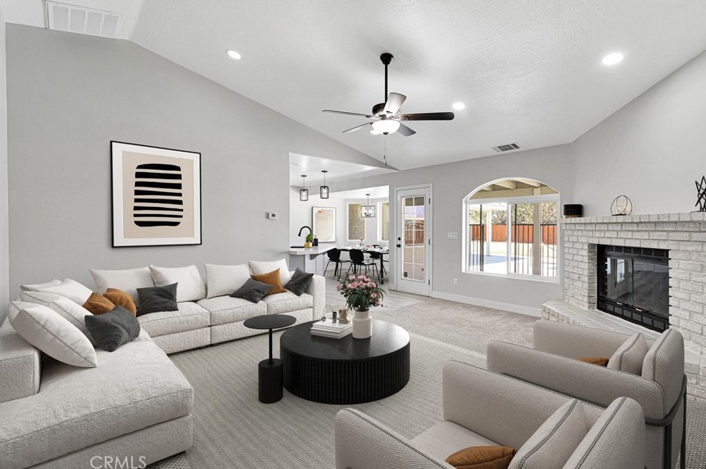 17802 Rose St, Hesperia, CA 92345-6545