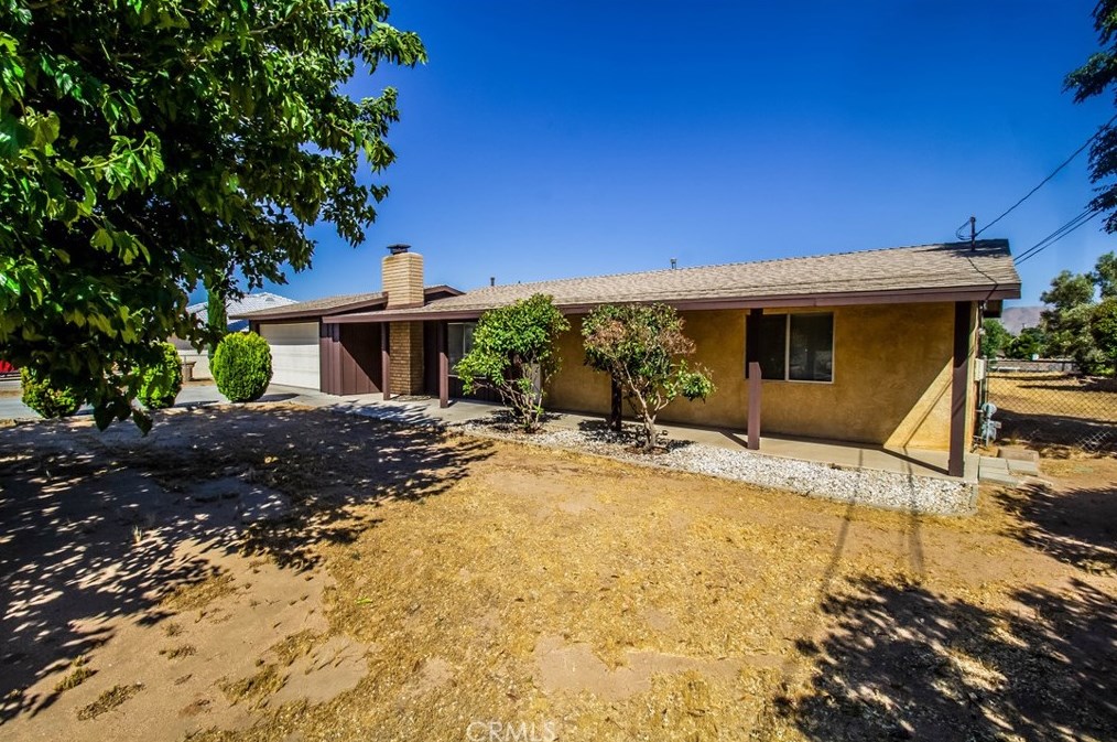 9293 Pecan Ave, Hesperia, CA 92345-6325