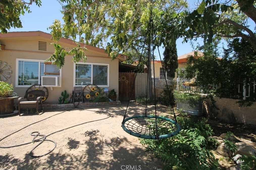 1844 Sunrise Rd, Barstow, CA 92311