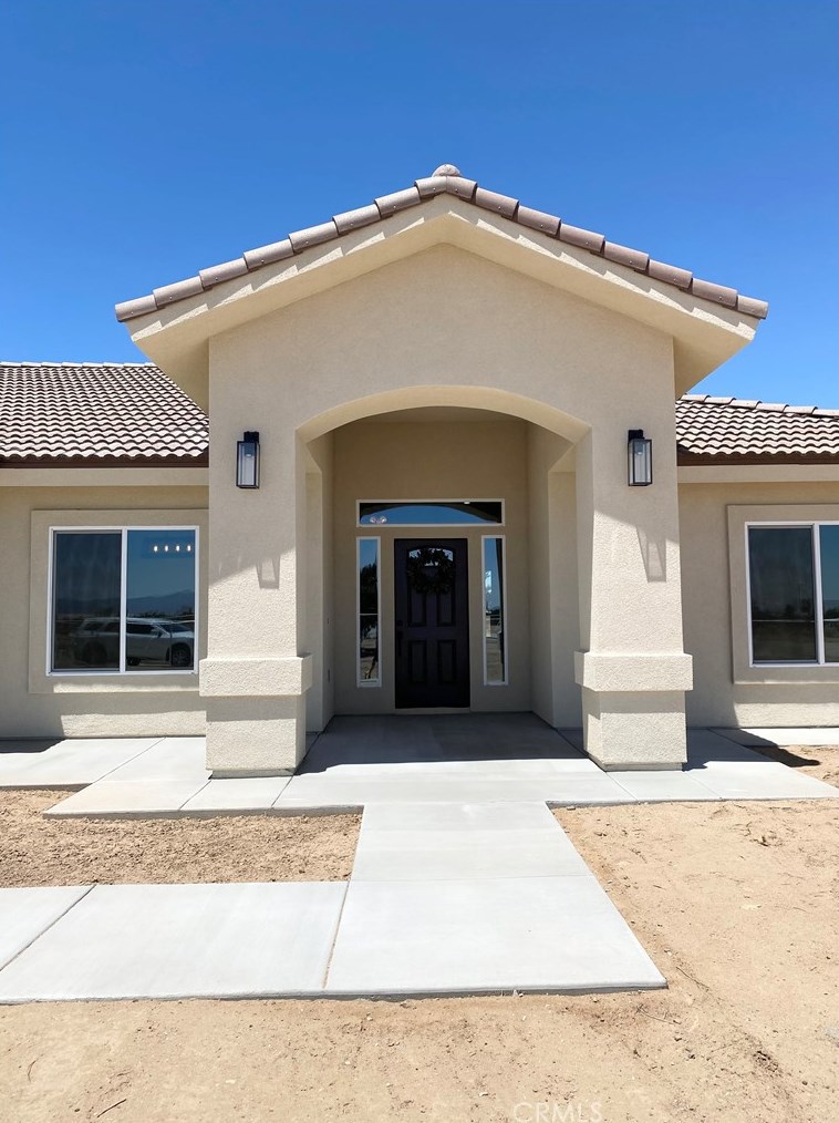 10490 Columbine Rd, Hesperia, CA 92344