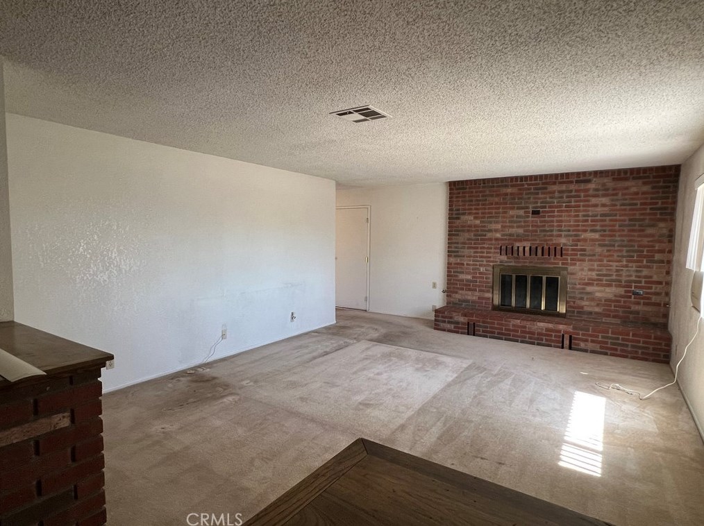 8320 Seventh Ave, Hesperia, CA 92345