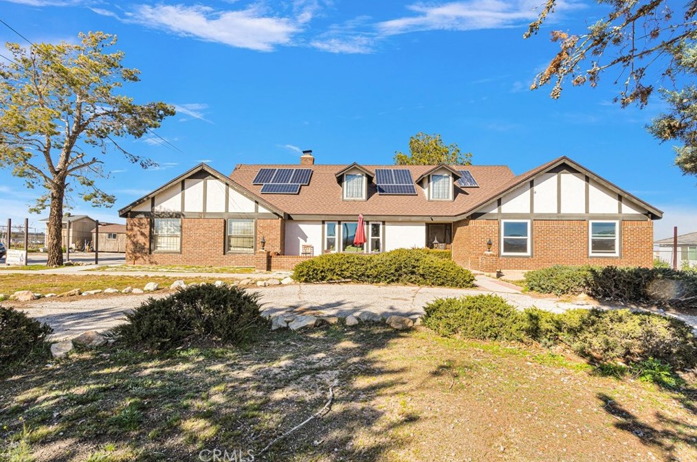 15074 Walnut, Hesperia, CA 92345