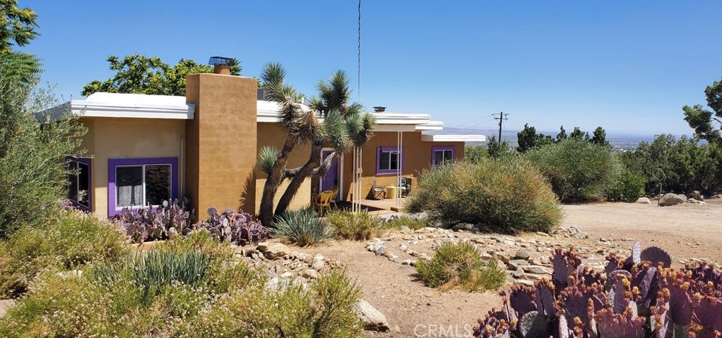 400 Mesquite Rd, Pinon Hills, CA 92372
