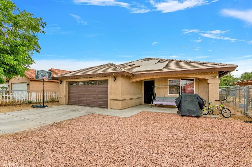 16390 Juniper St, Hesperia, CA 92345