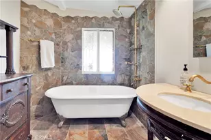 38450 State Hwy 18, Lucerne Valley, CA 92356 - Photo 22