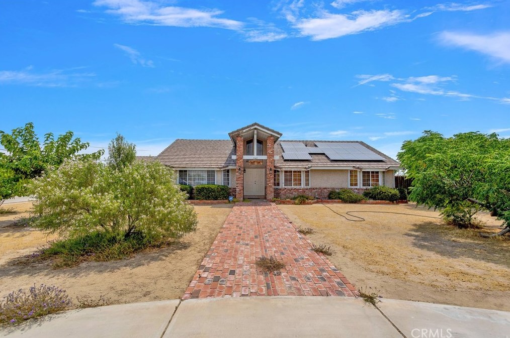 15415 Sunny Vista Rd, Victorville, CA 92394