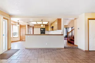 8187 Anaconda Ave, Oak Hills, CA 92344 - Photo 26