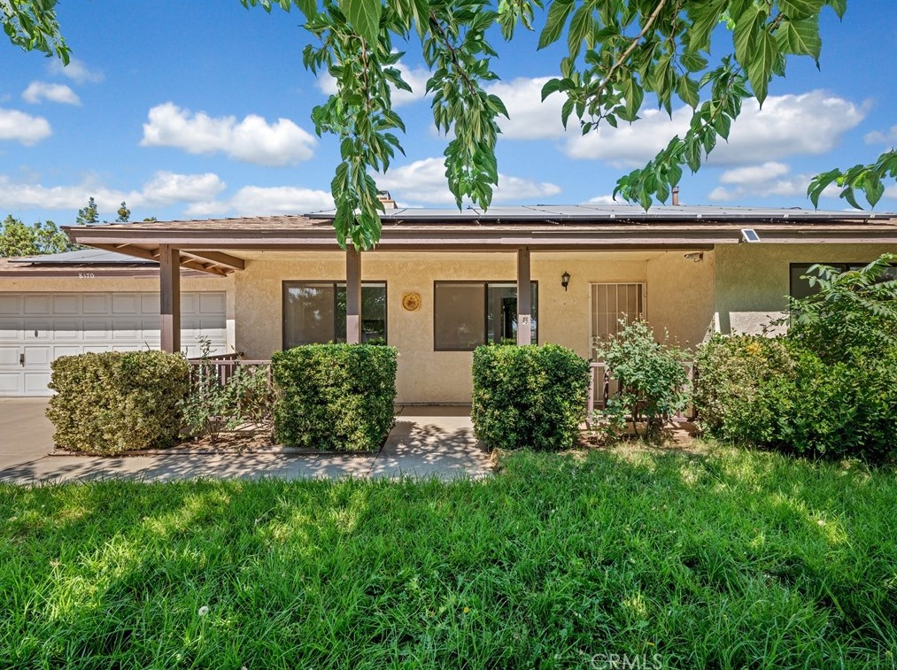 8170 Oakwood Ave, Hesperia, CA 92345