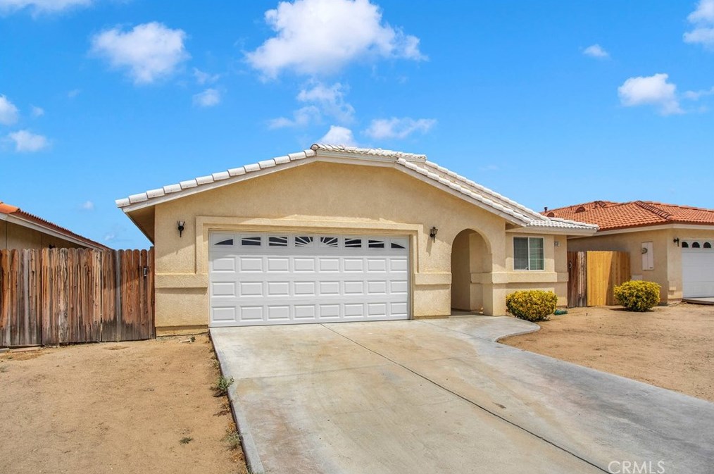 9591 Palo Verde Ct, Phelan, CA 92371