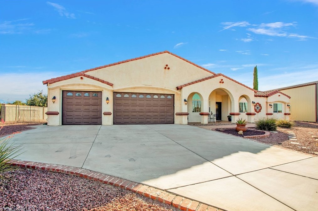 9225 Sage St, Phelan, CA 92371