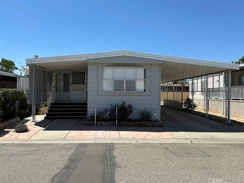 15252 Seneca Rd #207, Victorville, CA 92392