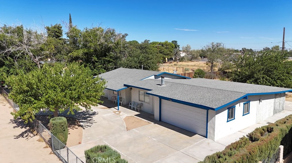 16320 Live Oak St, Hesperia, CA 92345