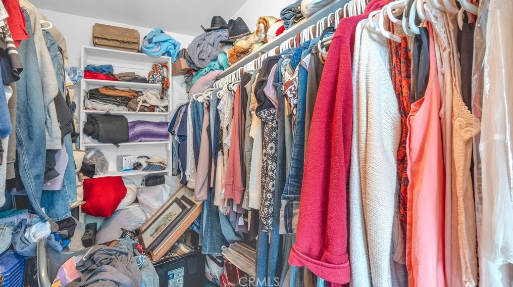 10808 8 Ave, Hesperia CA  92345-3451 exterior