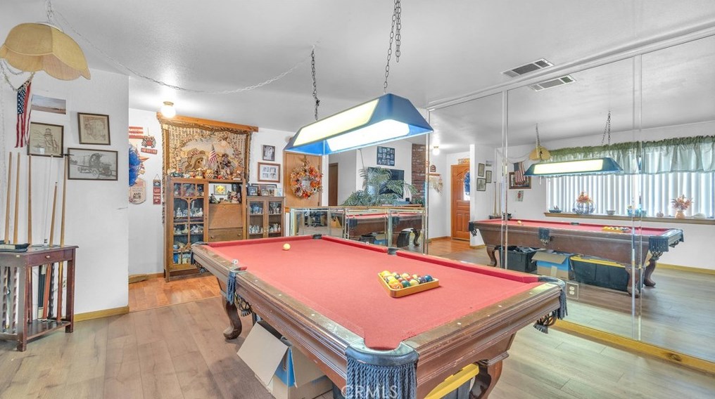 10808 8 Ave, Hesperia CA  92345-3451 exterior