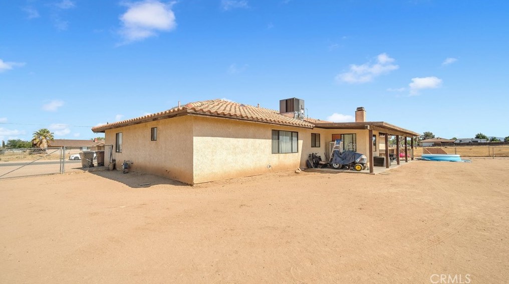 10808 8 Ave, Hesperia CA  92345-3451 exterior