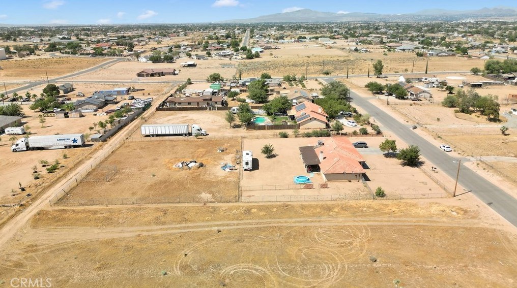 10808 8 Ave, Hesperia CA  92345-3451 exterior