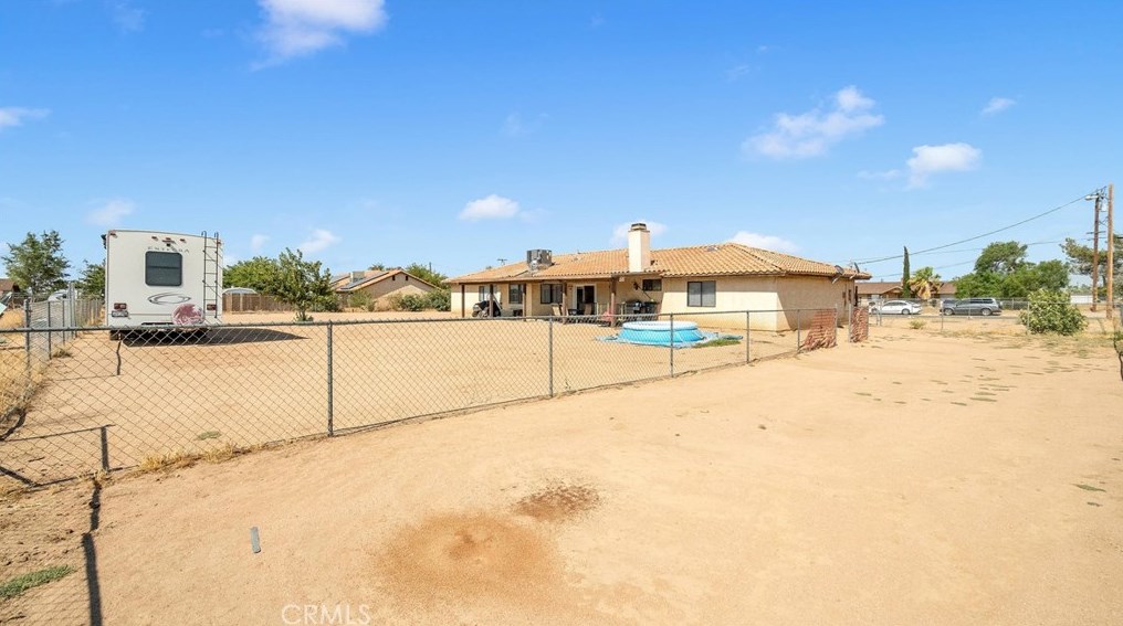 10808 8 Ave, Hesperia CA  92345-3451 exterior