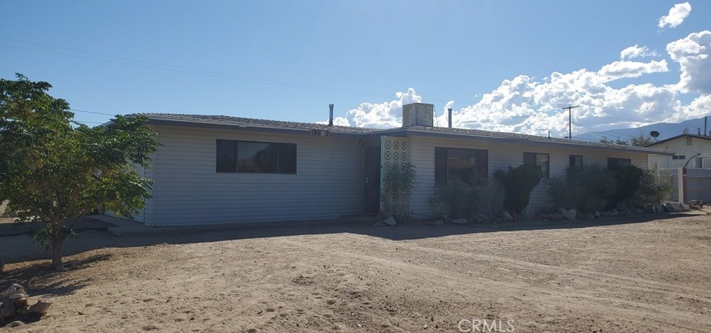 10063 El Sereno Ave, Lucerne Valley, CA 92356