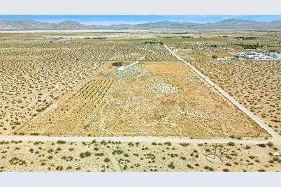 33633 Old Woman Spring Rd, Lucerne Valley, CA 92356 - Photo 10