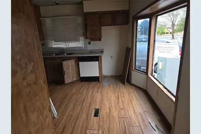 16251 Wimbleton Drive, Victorville, CA 92395 - Photo 8