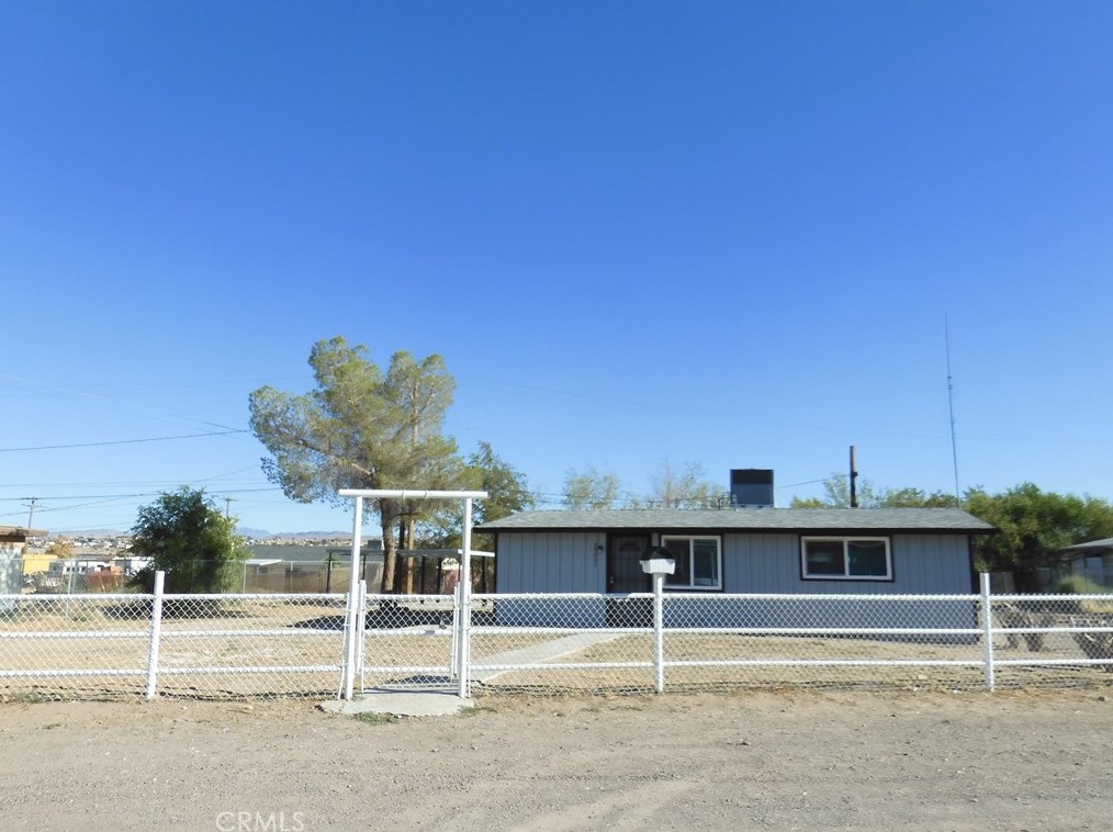 48801 Howard Rd, Barstow, CA 92311