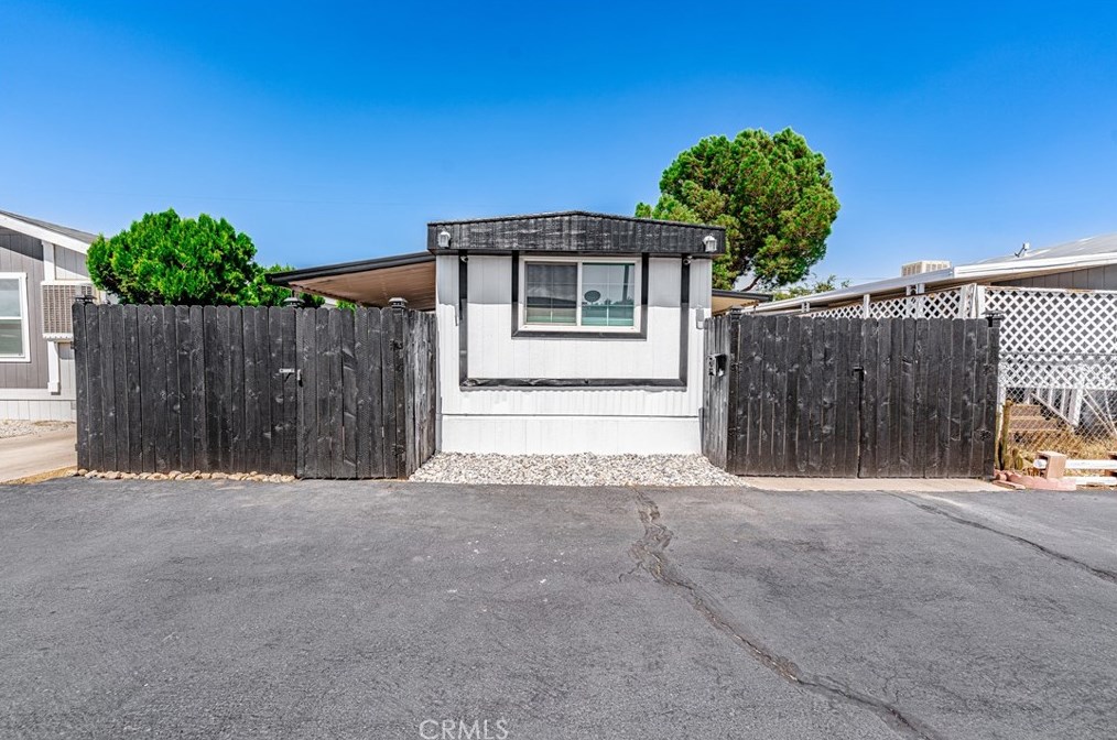 8562 C Ave #21, Hesperia, CA 92345