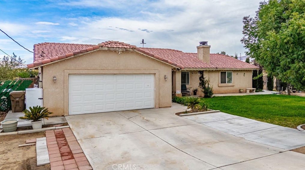 18261 Manzanita St, Hesperia, CA 92345