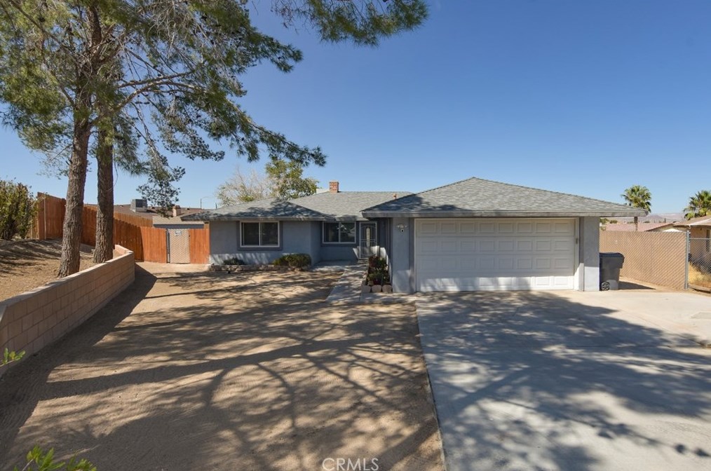 2010 Ruby Dr, Barstow, CA 92311