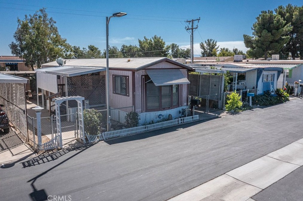 14411 Palmdale Rd #60, Victorville, CA 92392