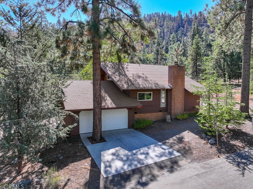 6065 Cardinal Rd, Wrightwood, CA 92397