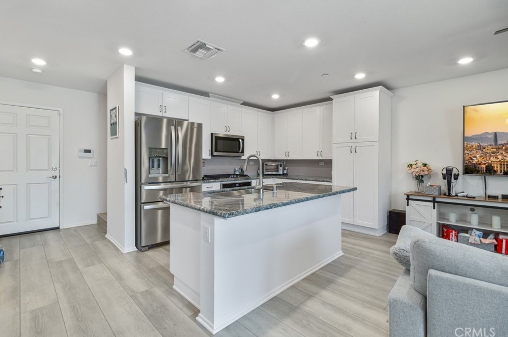 7155 Citrus Ave #446, Fontana, CA 92336