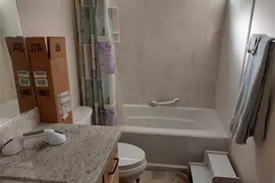 10521 Hollister Rd, Oak Hills, CA 92344 - Photo 8