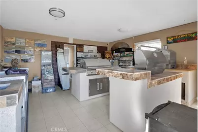 9464 Hesperia Road, Hesperia, CA 92345 - Photo 16