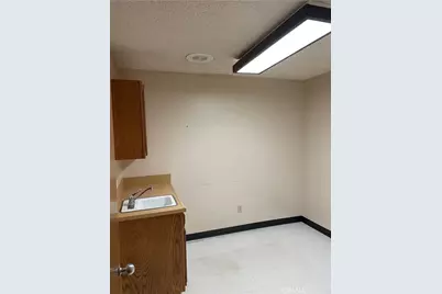 15995 Tuscola #202, Apple Valley, CA 92307 - Photo 8