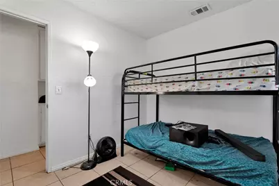 10419 Cimmeron Trail Drive, Adelanto, CA 92301 - Photo 18