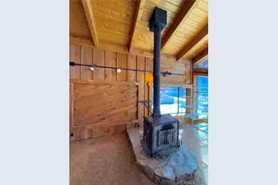 42193 Big Bear Boulevard, Big Bear Lake, CA 92315 - Photo 10