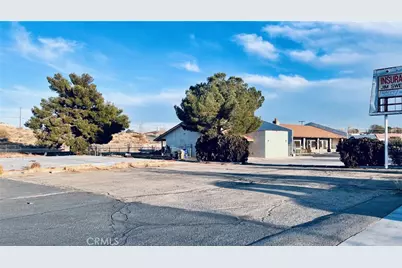 15663 Village Drive, Victorville, CA 92394 - Photo 30