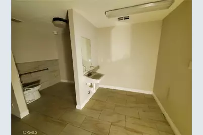 18031 US Highway 18 #B, Apple Valley, CA 92307 - Photo 10