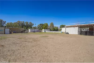 17643 Santa Ana Avenue, Bloomington, CA 92316 - Photo 22