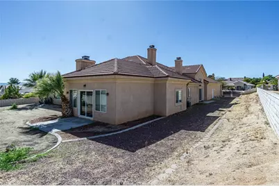 16233 Ridge View Drive, Apple Valley, CA 92307 - Photo 40
