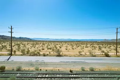 4 Quarry Road, Apple Valley, CA 92307 - Photo 16